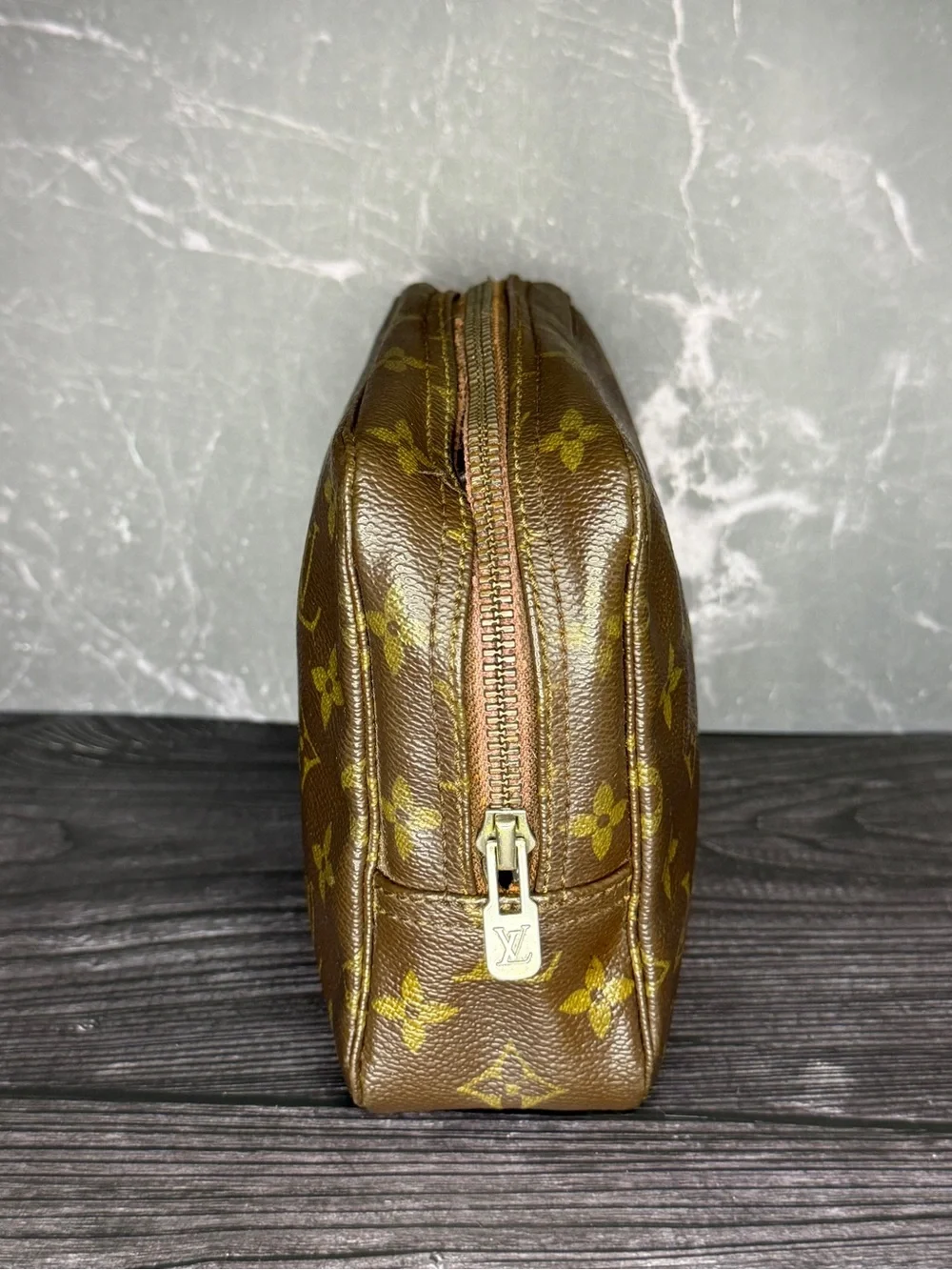 Louis Vuitton Monogram Trousse Toilette 23 Vintage Cosmetic Pouch | Full Set